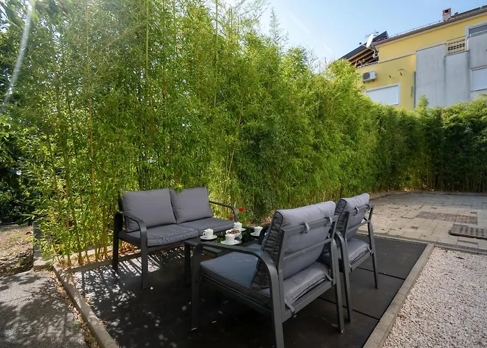 House With A Parking Space - 11744 度假居 *