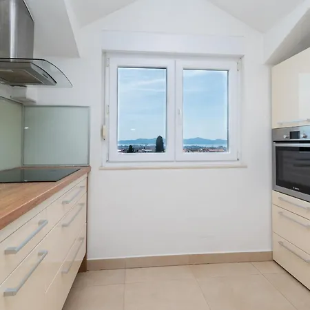 Holiday House With A Parking Space Zadar - 11744 Ferienhaus *