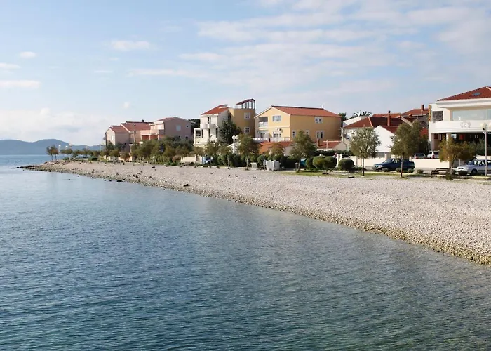 House With A Parking Space - 11744 Vakantiehuis Zadar